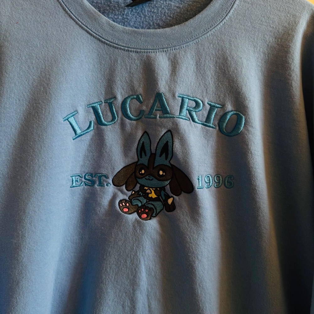Pokémon Lucario Embroidered Crewneck Sweatshirt XL Blue Graphic Pullover Anime - Picture 13 of 14